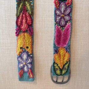 Hand Embroidered Fair Trade Floral 100 % Wool Belt Size Medium